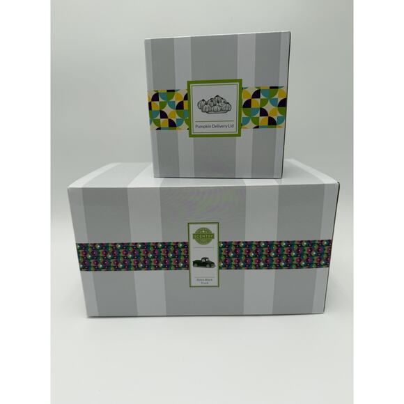 NEW Scentsy RARE Retired Black Retro Truck With Lights Warmer & Pumpkins Topper - Picture 1 of 6